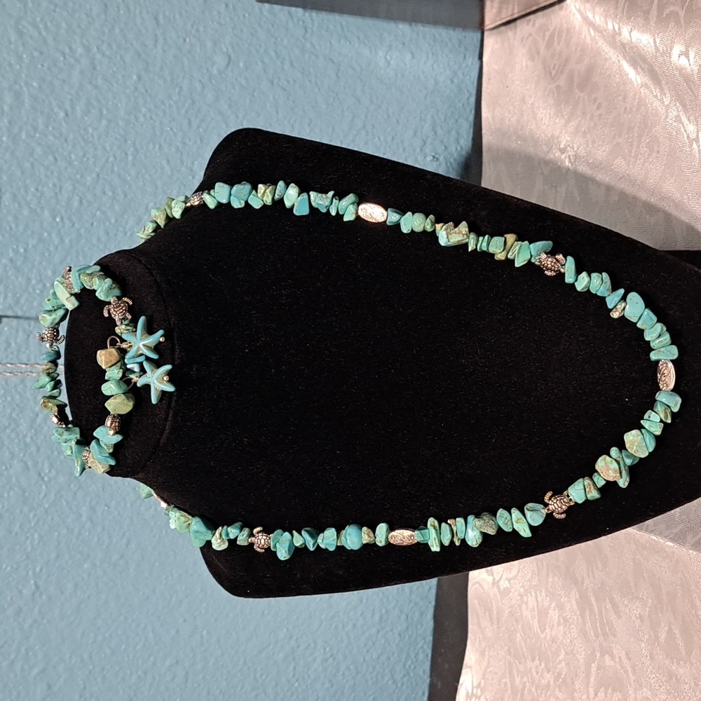 Turquoise set memory coil bracelet with 20" Turquoise silver 🐢 magnetic ball cl